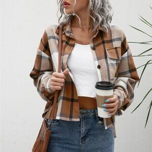 Cropped plaid jacket